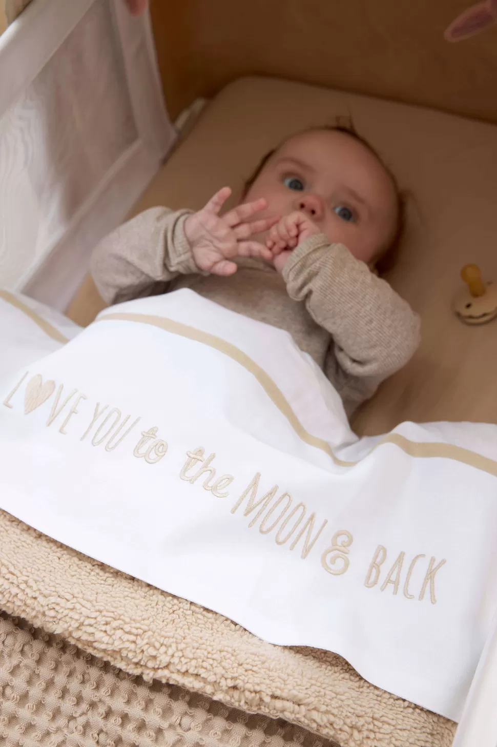 Online Baby Wieglaken 'Love You To The Moon & Back' Sand Kinderbeddengoed